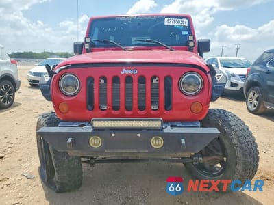 Piąte zdjęcie samochodu w środku: 2007 JEEP WRANGLER X VIN:1J4GB39137L111604 - miniatura