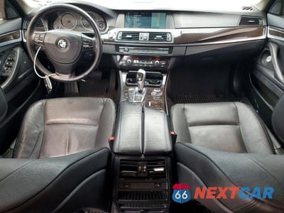 Zdjęcie 8 z 12 samochodu: 2012 BMW 528 XI VIN:WBAXH5C50CDW08543 - miniatura