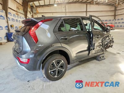 Trzecie zdjęcie samochodu z tyłu: 2026 KIA NIRO LX VIN:KNDCP3LE4T5336288 - miniatura