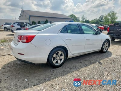 Trzecie zdjęcie samochodu z tyłu: 2015 CHEVROLET MALIBU LS VIN:1G11B5SLXFF348678 - miniatura