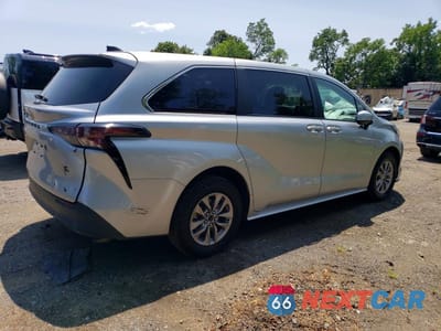 Trzecie zdjęcie samochodu z tyłu: 2024 TOYOTA SIENNA LE VIN:5TDKSKFC3RS140540 - miniatura