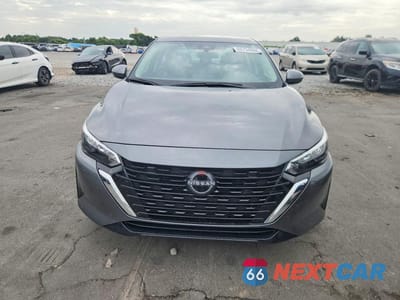 Piąte zdjęcie samochodu w środku: 2025 NISSAN SENTRA S VIN:3N1AB8BV9SY266487 - miniatura
