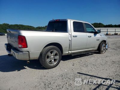 Trzecie zdjęcie samochodu z tyłu: 2018 RAM 1500 SLT VIN:1C6RR7LGXJS108928 - miniatura