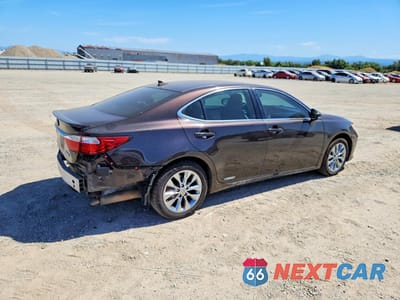 Trzecie zdjęcie samochodu z tyłu: 2014 LEXUS ES 300H VIN:JTHBW1GG8E2045939 - miniatura