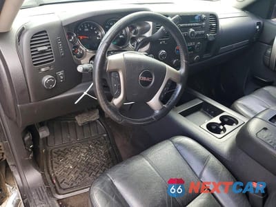 Zdjęcie 8 z 13 samochodu: 2012 GMC SIERRA K1500 SLE VIN:3GTP2VE79CG280819 - miniatura