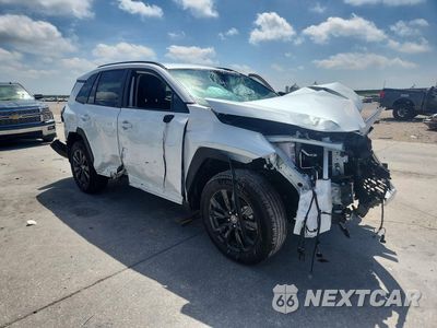 Czwarte zdjęcie samochodu z boku: 2026 TOYOTA RAV4 XLE PREMIUM VIN:2T36CRAV1TW038174 - miniatura