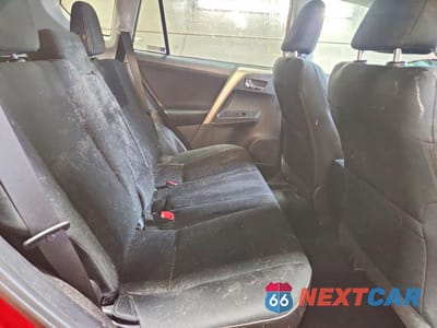 Zdjęcie 11 z 14 samochodu: 2014 TOYOTA RAV4 XLE VIN:2T3RFREV9EW173159 - miniatura