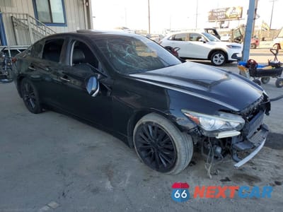 Czwarte zdjęcie samochodu z boku: 2018 INFINITI Q50 3.0T LUXE VIN:JN1EV7AP3JM365068 - miniatura