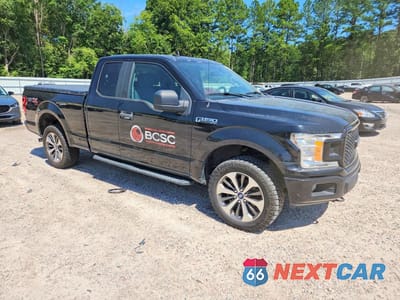 Czwarte zdjęcie samochodu z boku: 2020 FORD F150 SUPER CAB VIN:1FTFX1E56LFA06001 - miniatura
