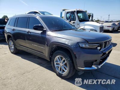 Czwarte zdjęcie samochodu z boku: 2023 JEEP GRAND CHEROKEE L LAREDO VIN:1C4RJKAG6P8855924 - miniatura