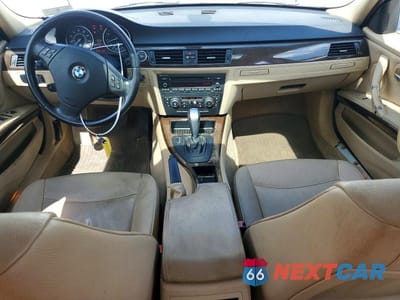 Zdjęcie 8 z 12 samochodu: 2011 BMW 328 XI VIN:WBAPK7C58BA970164 - miniatura