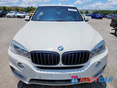 Piąte zdjęcie samochodu w środku: 2017 BMW X5 XDR40E VIN:5UXKT0C30H0S80843 - miniatura