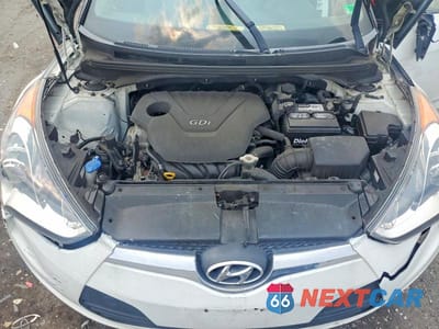 Zdjęcie 11 z 12 samochodu: 2013 HYUNDAI VELOSTER BASE VIN:KMHTC6AD1DU088365 - miniatura