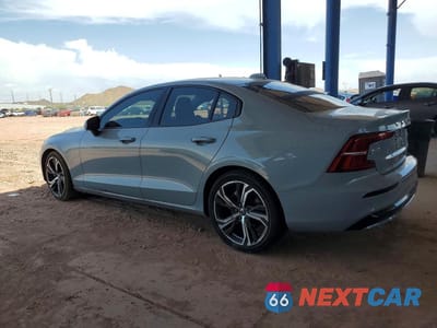 Drugie zdjęcie samochodu z przodu: 2024 VOLVO S60 CORE VIN:7JRL12TK6RG316298 - miniatura