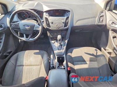 Zdjęcie 8 z 12 samochodu: 2018 FORD FOCUS SE VIN:1FADP3F28JL233847 - miniatura