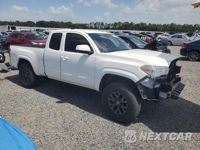 Czwarte zdjęcie samochodu z boku: 2023 TOYOTA TACOMA SR VIN:3TYSX5EN9PT019406 - miniatura