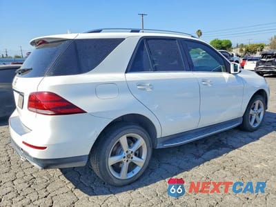 Trzecie zdjęcie samochodu z tyłu: 2018 MERCEDES-BENZ GLE 350 VIN:4JGDA5JB2JB148518 - miniatura