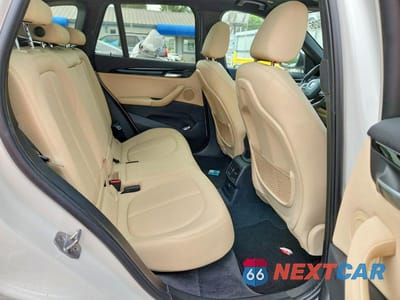Zdjęcie 10 z 13 samochodu: 2018 BMW X1 XDRIVE28I VIN:WBXHT3C32J5K31037 - miniatura