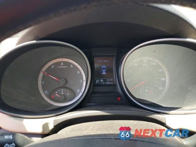 Zdjęcie 9 z 13 samochodu: 2013 HYUNDAI SANTA FE SPORT 2.4L VIN:5XYZU3LB9DG055847 - miniatura