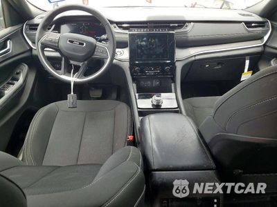 Zdjęcie 8 z 12 samochodu: 2025 JEEP GRAND CHEROKEE L LAREDO VIN:1C4RJJAG9S8734226 - miniatura