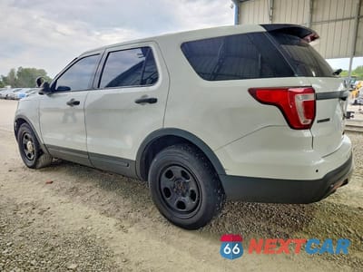 Drugie zdjęcie samochodu z przodu: 2016 FORD EXPLORER POLICE INTERCEPTOR VIN:1FM5K8AR5GGA20382 - miniatura