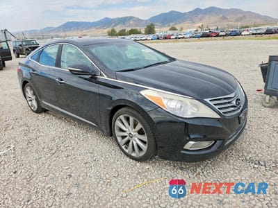Czwarte zdjęcie samochodu z boku: 2014 HYUNDAI AZERA LIMITED VIN:KMHFH4JG6EA413818 - miniatura