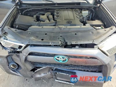 Zdjęcie 12 z 13 samochodu: 2014 TOYOTA 4RUNNER SR5 PREMIUM VIN:JTEBU5JR1E5190033 - miniatura