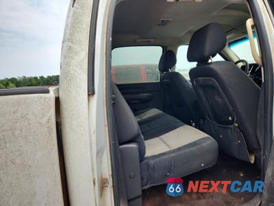 Zdjęcie 10 z 12 samochodu: 2008 GMC SIERRA C1500 VIN:3GTEC13C18G100284 - miniatura