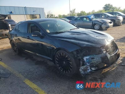Czwarte zdjęcie samochodu z boku: 2015 JAGUAR XF SUPERCHARGED VIN:SAJWA0HP2FMU46906 - miniatura