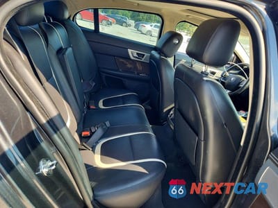 Zdjęcie 10 z 12 samochodu: 2015 JAGUAR XF SUPERCHARGED VIN:SAJWA0HP7FMU48201 - miniatura