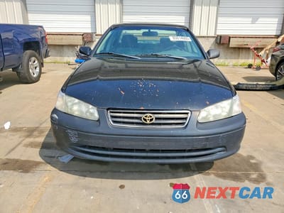Piąte zdjęcie samochodu w środku: 2001 TOYOTA CAMRY LE VIN:4T1BG22K01U099312 - miniatura