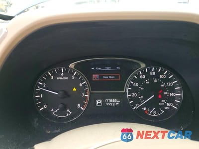Zdjęcie 9 z 13 samochodu: 2013 NISSAN PATHFINDER S VIN:5N1AR2MMXDC617666 - miniatura