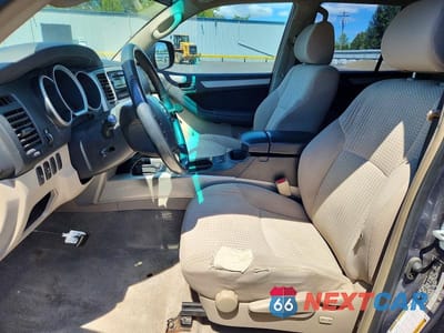 Zdjęcie 7 z 12 samochodu: 2006 TOYOTA 4RUNNER SR5 VIN:JTEBU14R660098905 - miniatura