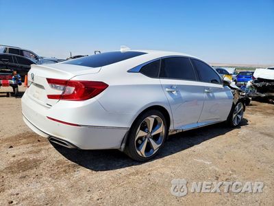 Trzecie zdjęcie samochodu z tyłu: 2018 HONDA ACCORD TOURING VIN:1HGCV1F92JA218481 - miniatura