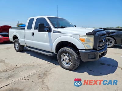 Czwarte zdjęcie samochodu z boku: 2013 FORD F250 SUPER DUTY VIN:1FT7X2B61DEA99976 - miniatura