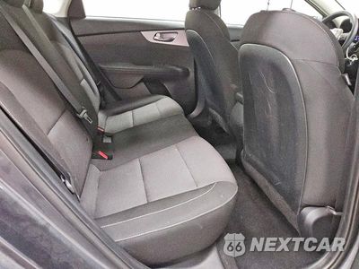 Zdjęcie 10 z 12 samochodu: 2023 KIA FORTE LX VIN:3KPF24AD5PE685885 - miniatura