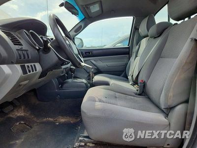 Zdjęcie 7 z 12 samochodu: 2012 TOYOTA TACOMA BASE VIN:5TFNX4CN1CX015537 - miniatura