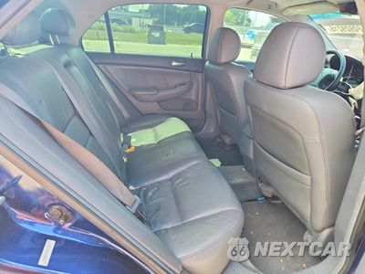 Zdjęcie 10 z 13 samochodu: 2004 HONDA ACCORD EX VIN:1HGCM66544A073591 - miniatura
