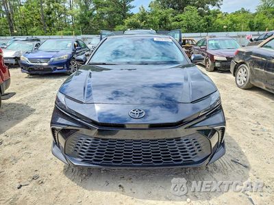 Piąte zdjęcie samochodu w środku: 2025 TOYOTA CAMRY SE VIN:4T1DAACK6SU040270 - miniatura