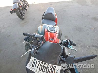 Piąte zdjęcie samochodu w środku: 2022 KAWASAKI EX650 M VIN:ML5EXEM10NDA49438 - miniatura
