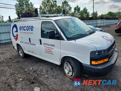 Czwarte zdjęcie samochodu z boku: 2025 CHEVROLET EXPRESS G2500 VIN:1GCWGAFP0S1134939 - miniatura