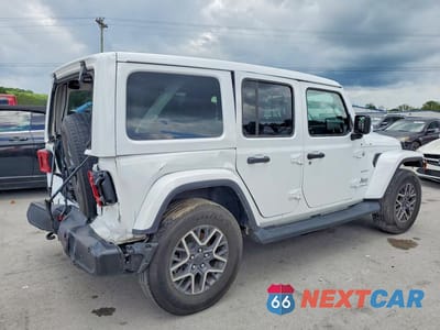 Trzecie zdjęcie samochodu z tyłu: 2024 JEEP WRANGLER SAHARA VIN:1C4PJXEG3RW239496 - miniatura