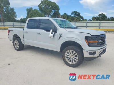 Czwarte zdjęcie samochodu z boku: 2025 FORD F150 XLT VIN:1FTFW3L86SKD26792 - miniatura