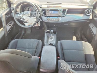 Zdjęcie 8 z 13 samochodu: 2015 TOYOTA RAV4 XLE VIN:2T3WFREV2FW194780 - miniatura