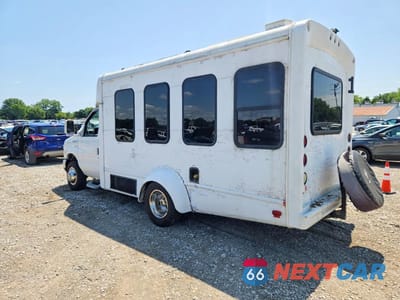 Drugie zdjęcie samochodu z przodu: 2013 FORD E350 SHUTTLE BUS VIN:1FDWE3FL0DDA25182 - miniatura
