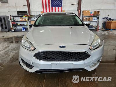 Piąte zdjęcie samochodu w środku: 2015 FORD FOCUS SE VIN:1FADP3F23FL289329 - miniatura
