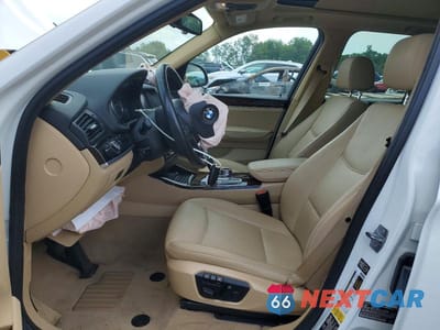Zdjęcie 7 z 13 samochodu: 2015 BMW X3 XDRIVE28I VIN:5UXWX9C55F0D53295 - miniatura