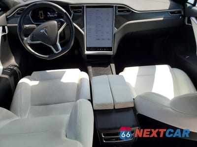Zdjęcie 8 z 12 samochodu: 2018 TESLA MODEL S VIN:5YJSA1E28JF244374 - miniatura