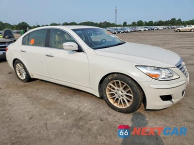 Czwarte zdjęcie samochodu z boku: 2011 HYUNDAI GENESIS 3.8L VIN:KMHGC4DE7BU114913 - miniatura