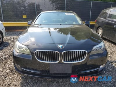 Piąte zdjęcie samochodu w środku: 2013 BMW 535 XI VIN:WBAFU7C54DDU72311 - miniatura